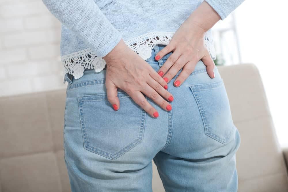 Bị trĩ quan hệ đường hậu môn được không