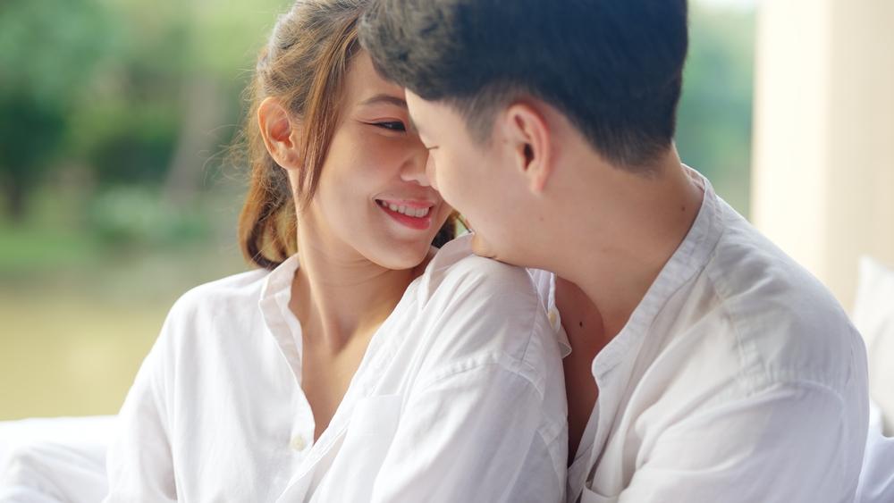 Quan hệ ngày đèn đỏ