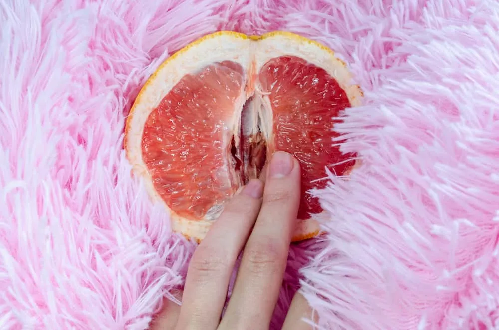 Dùng ngón tay thủ dâm có mất trinh không